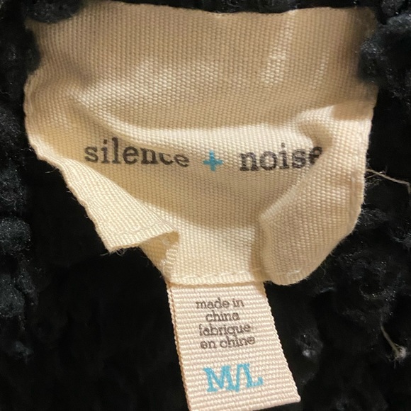 Urban Outfitters Reversible Sherpa Sweater - Picture 2 of 5